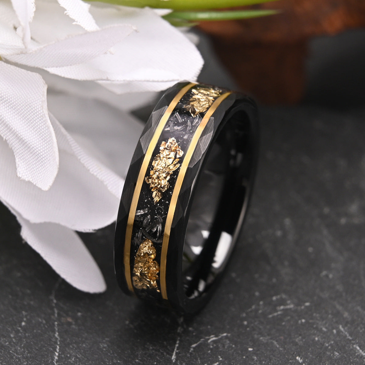 guys Hammered Black Tungsten Ring 
