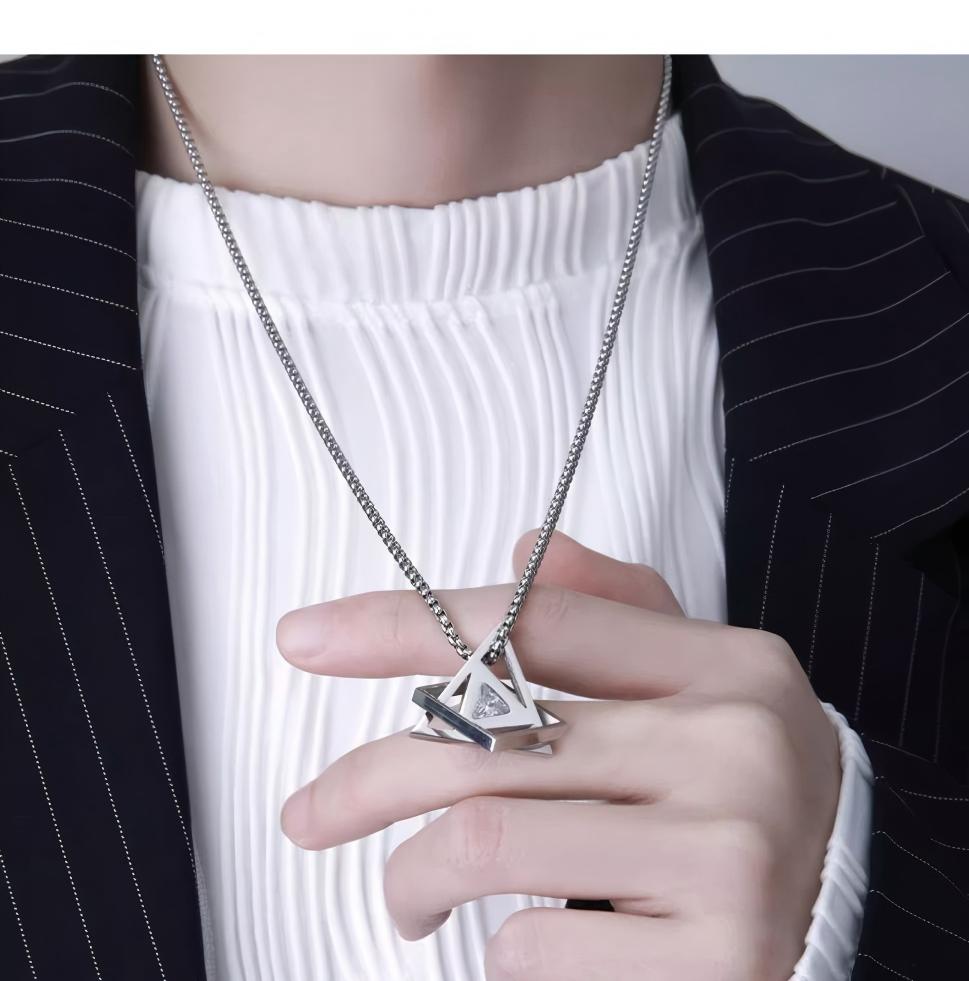 Geometric Pendant Necklace 