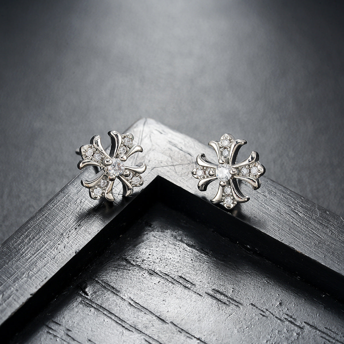 ORVAN Duality Black & White Zircon Cross Stud Earrings